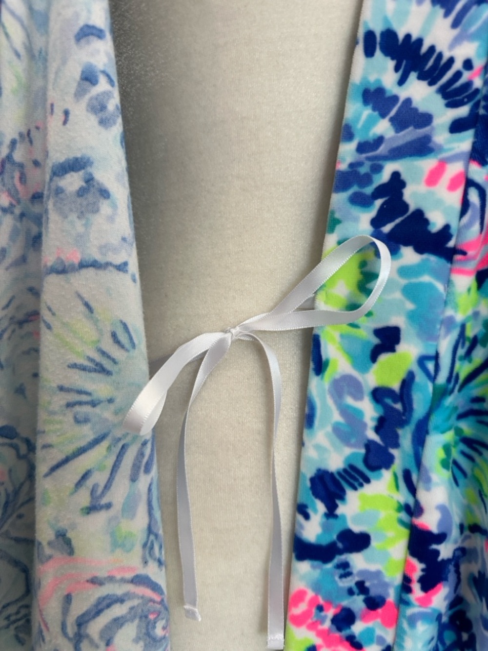 Lilly Pulitzer Elaine Plush Short Velour Robe Ocean Commotion Print Size L / XL - Picture 6 of 9